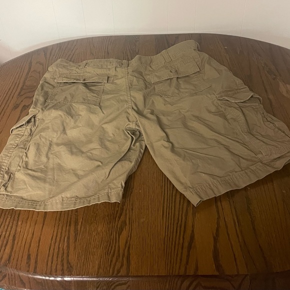 Goodfellow & co. Khaki cargo shorts - Picture 3 of 4